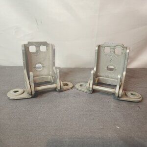 02-07 Jeep Liberty Drivers Doors Hinges Upper/Lower HInges